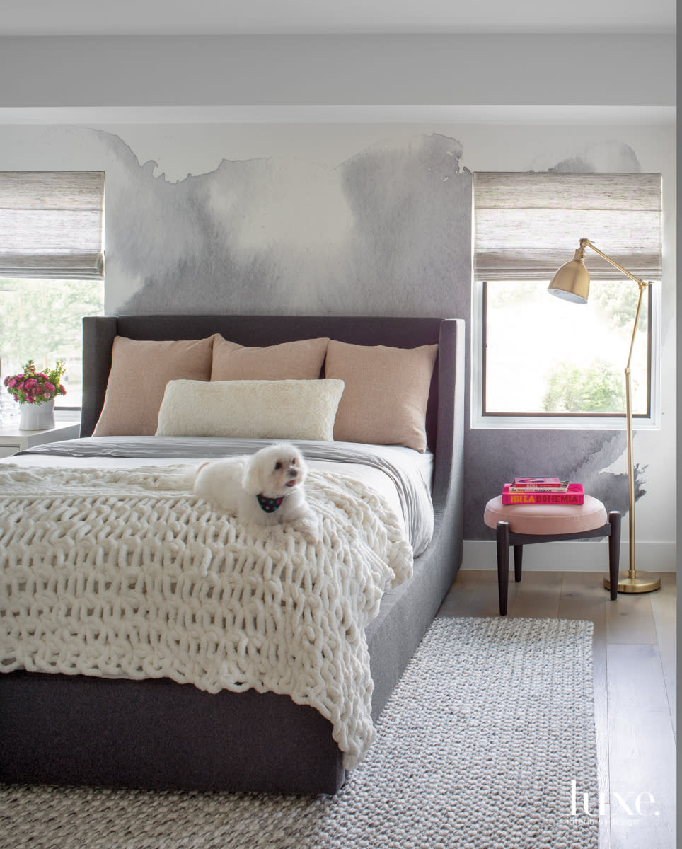 bedroom with RH Teen sleigh bed and ombre wallpaper mural