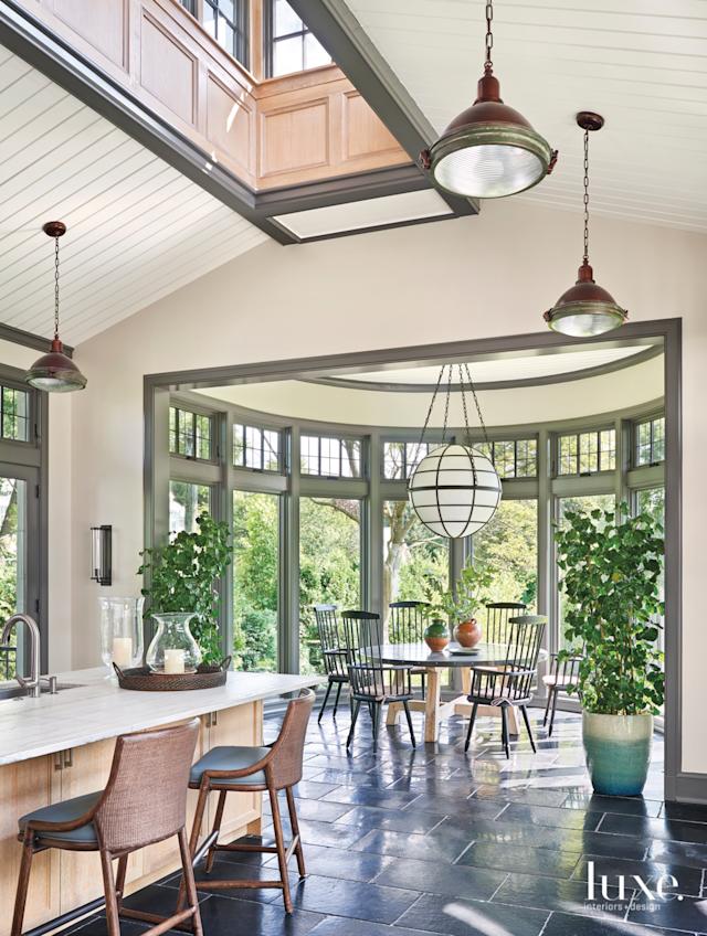 A Chicago-Area Couple Gives Their Home An Airy Refresh | Luxe Interiors ...