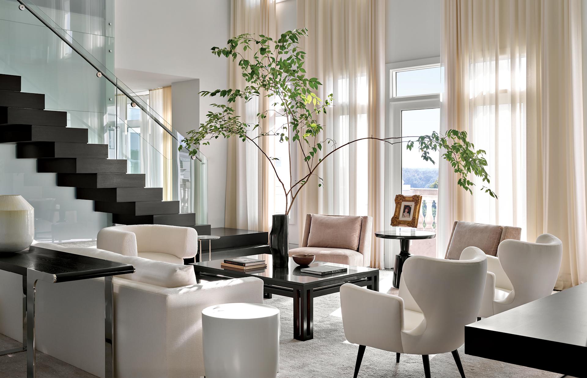 Inside An Art-Forward Atlanta Condo With Modern Sentiments | Luxe ... - Luxury Condo Living With Art
