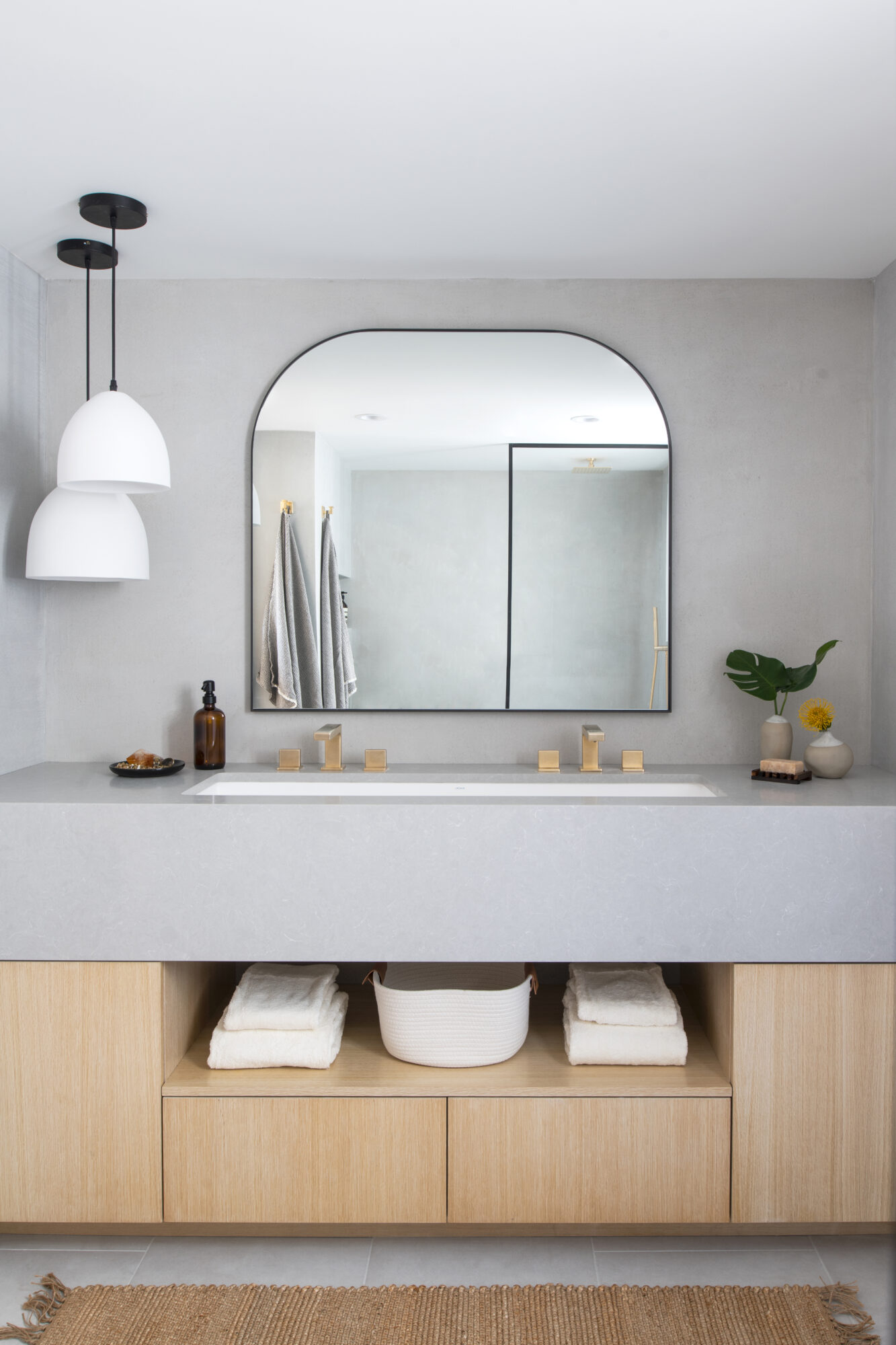 chunky gray countertops trend in bathroom