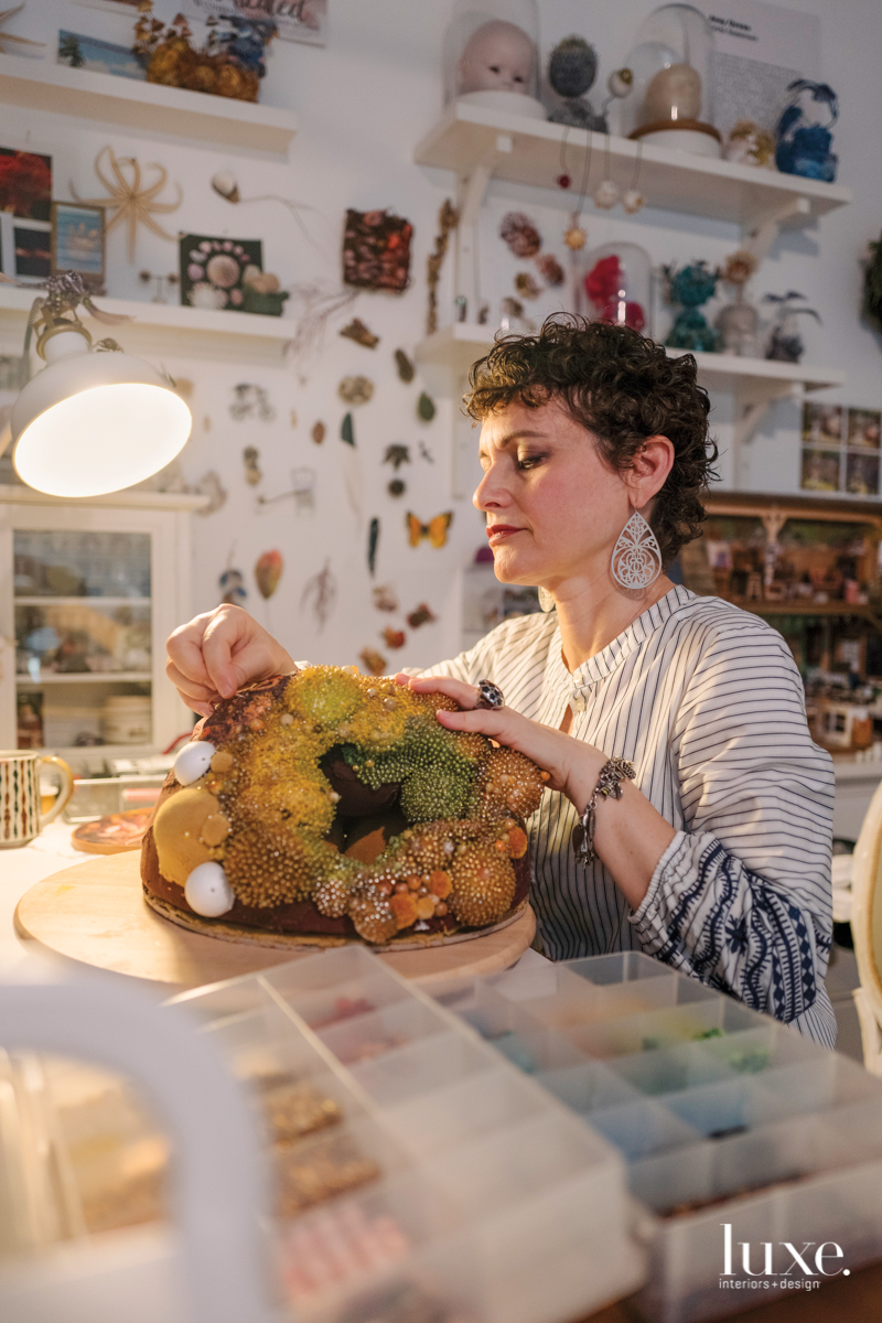 Delray Beach fiber artist Amy Gross creates nature-like works that are deceptively realistic.
