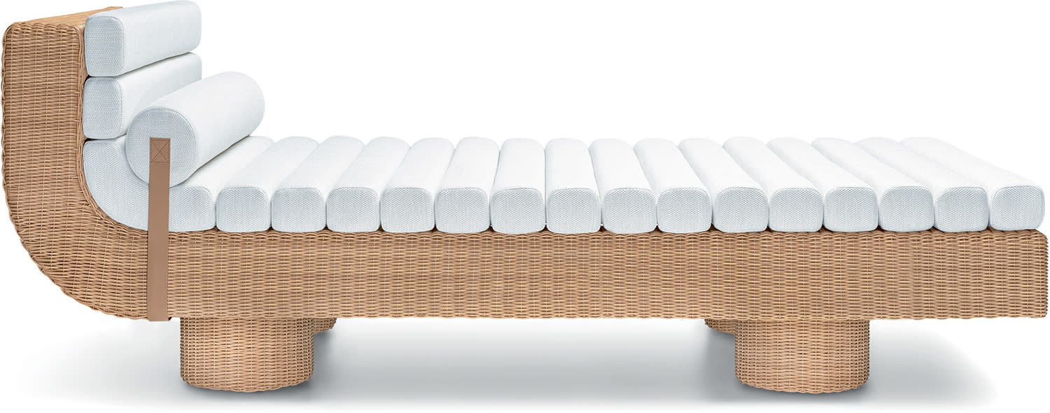 sculptural lounger by Molteni