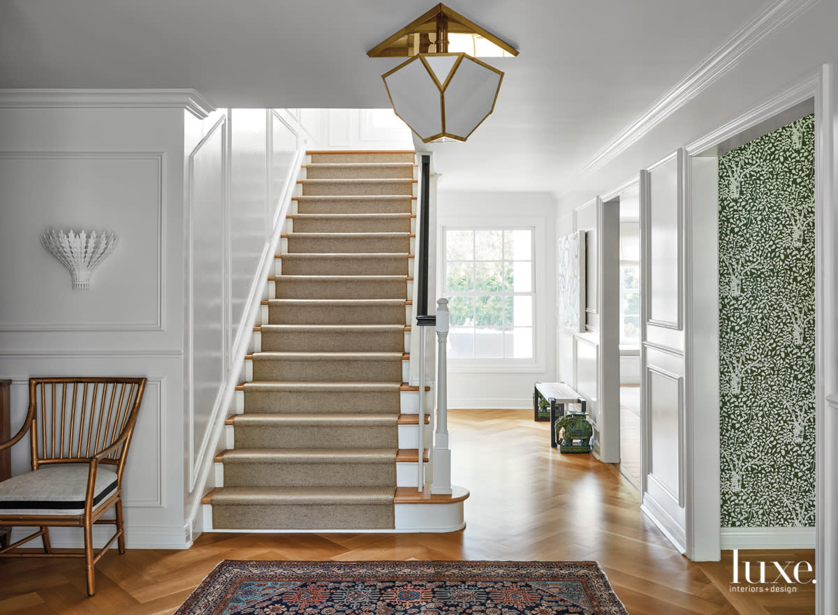 The entry of the home, which Kaehler kept neutral.
