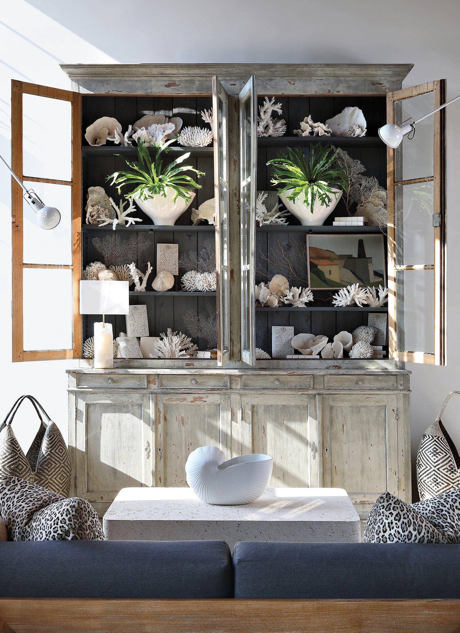 coastal home goods vignette at The Iron Gate in Tennessee