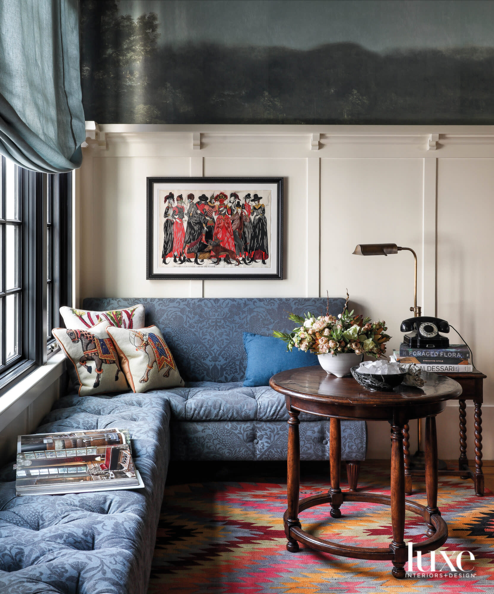 A banquette in the dining room makes for extra setting.