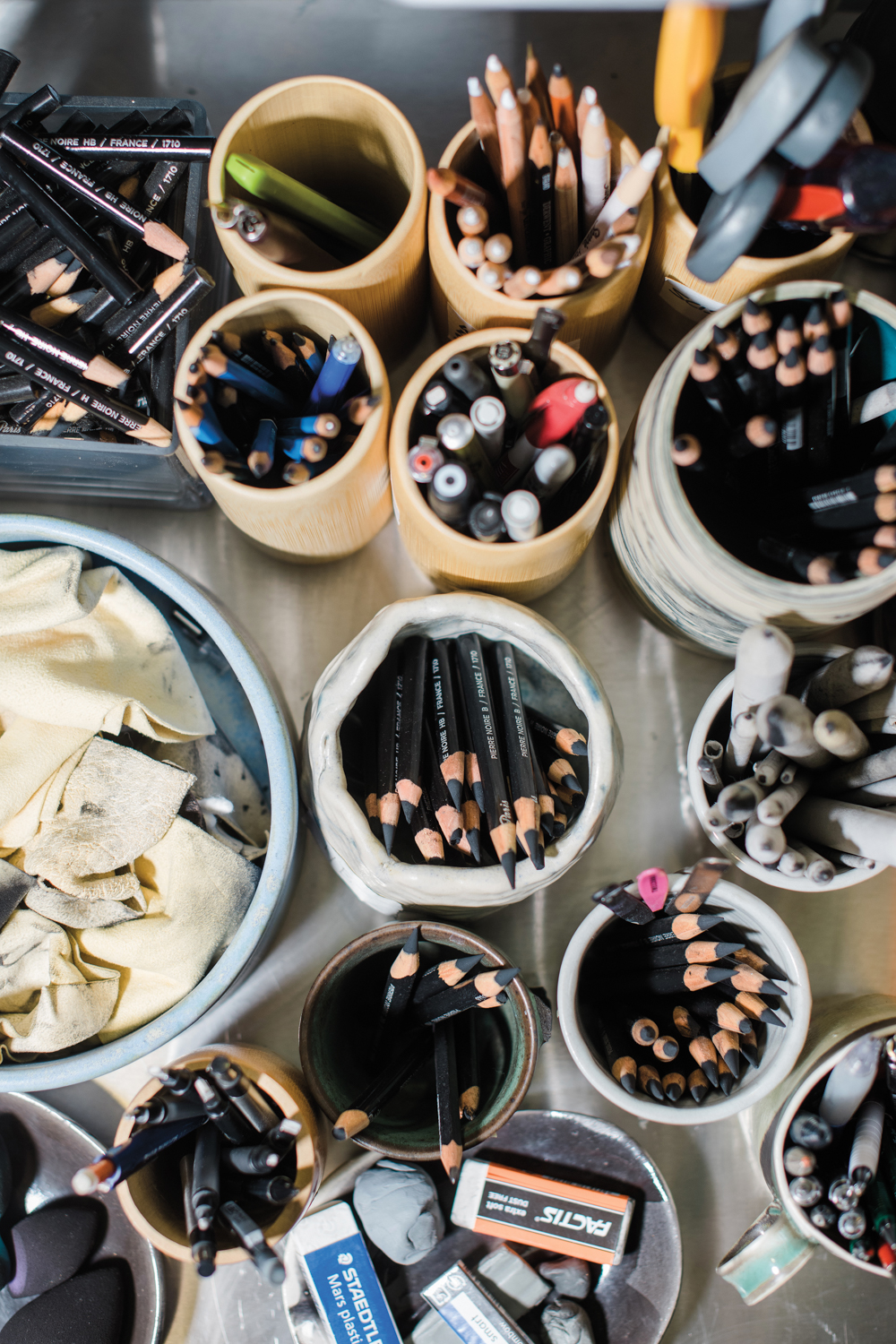 lava thomas studio art supplies