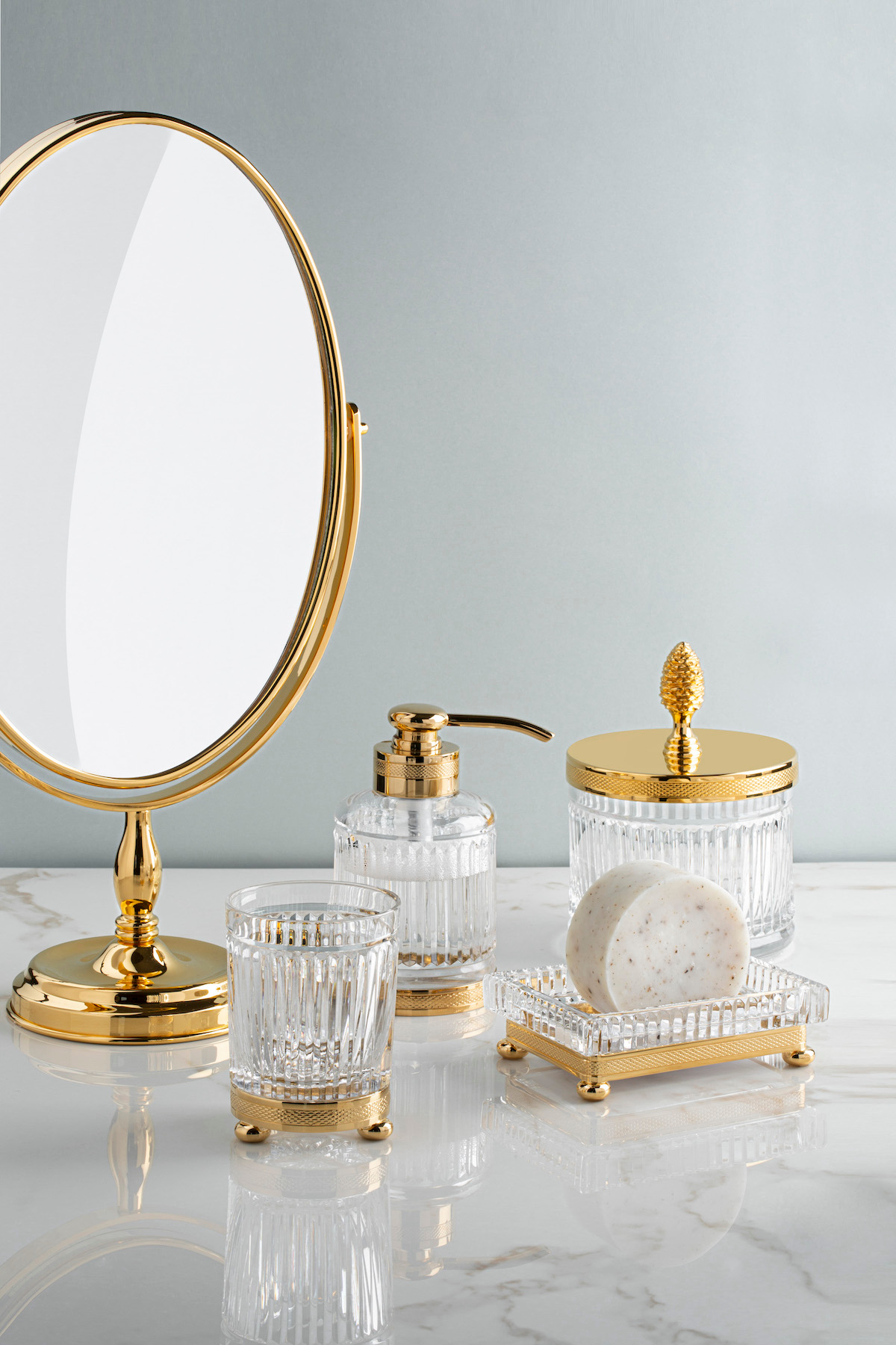 Accessory Hemisphere mirror