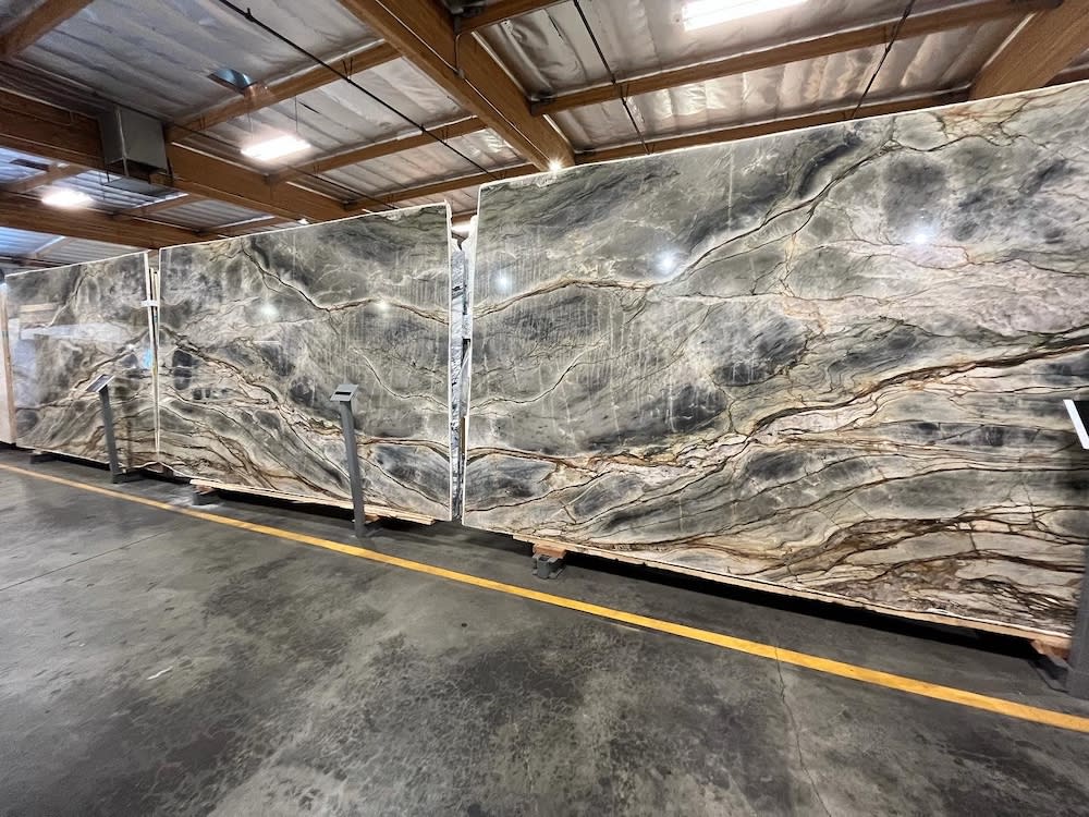 Slabs of natural stone such as granite, marble, quartzite, and onyx at Elements Room