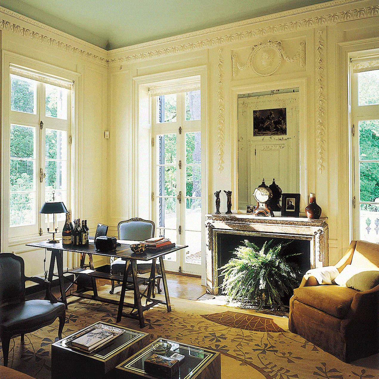 Teddy Wharton's study at The Mount, with the decoration Thomas Jayne Design contributed to a decorator showhouse in 2002 as a modern take on the tenets of The Decoration of Houses.