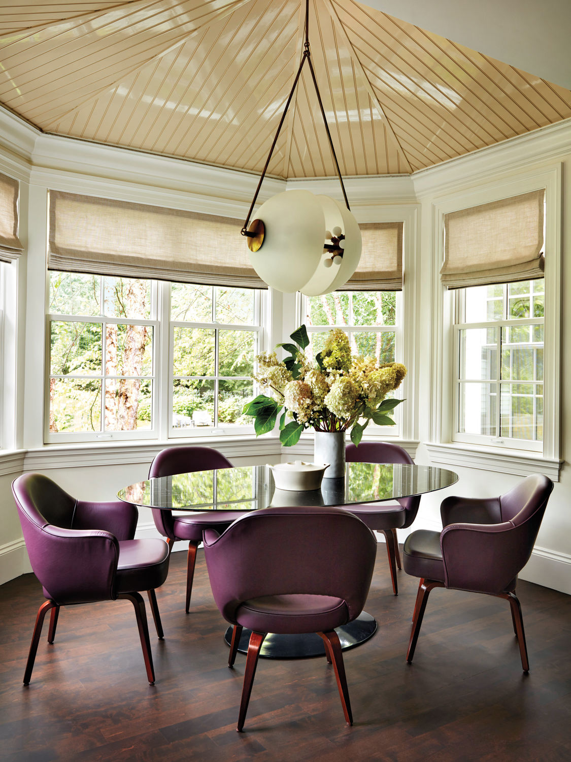 breakfast nook with purple chairs