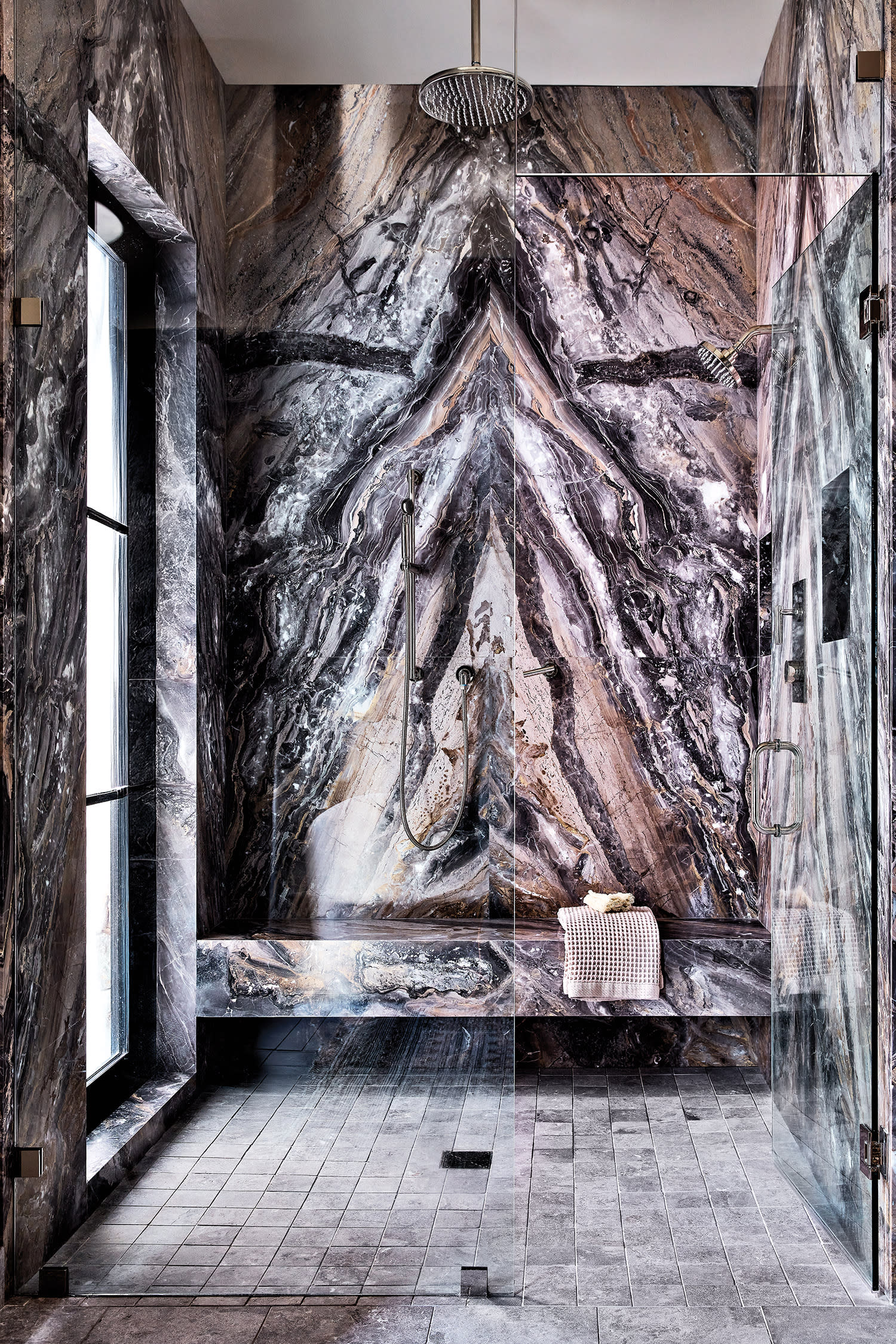 shower wrapped in Arabescato Orobico marble from Marmi Natural Stone