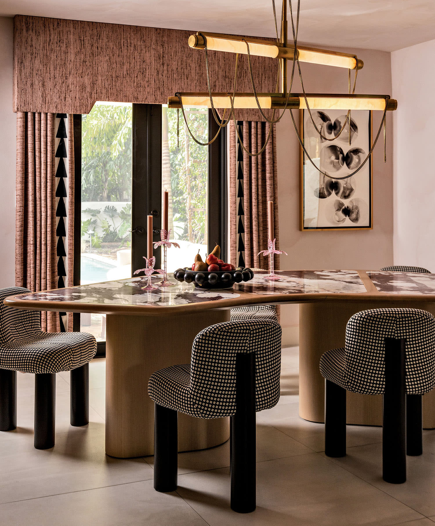 Art Deco dining room