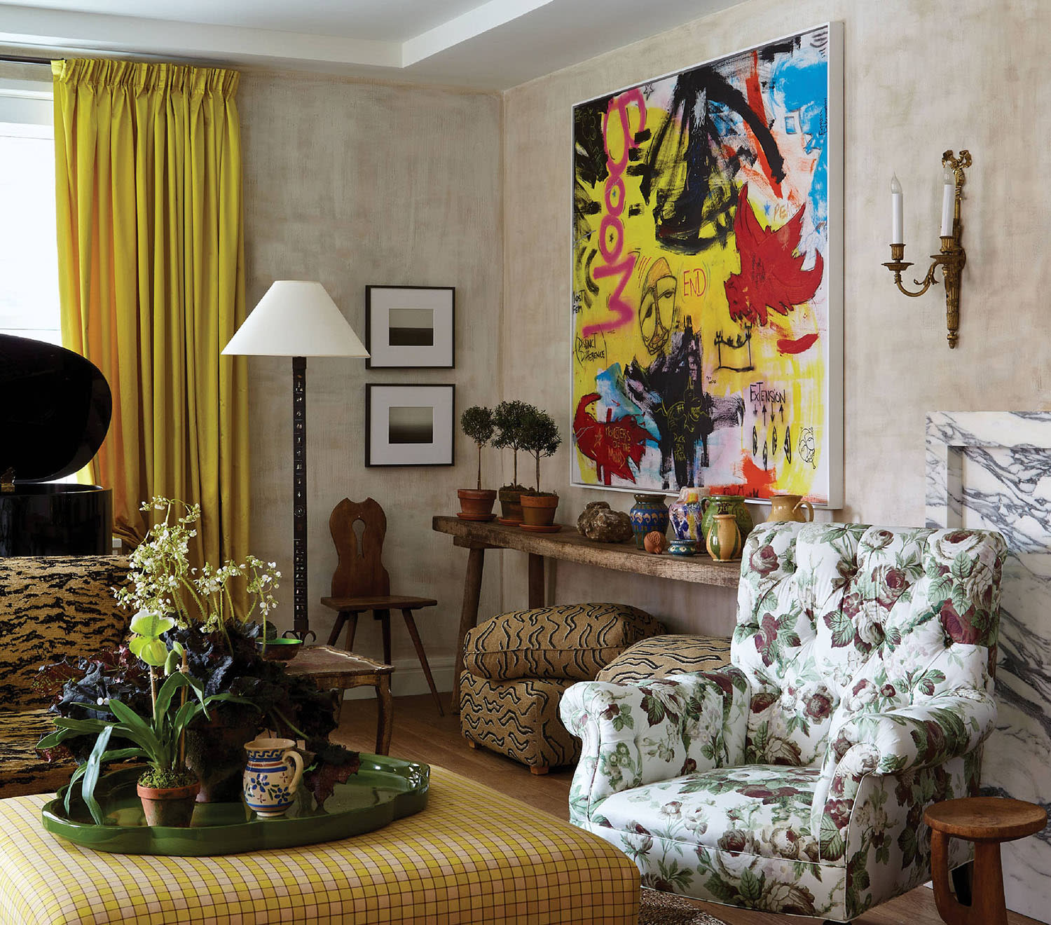 eclectic yet traditional living room designed by Benjamin Vandiver
