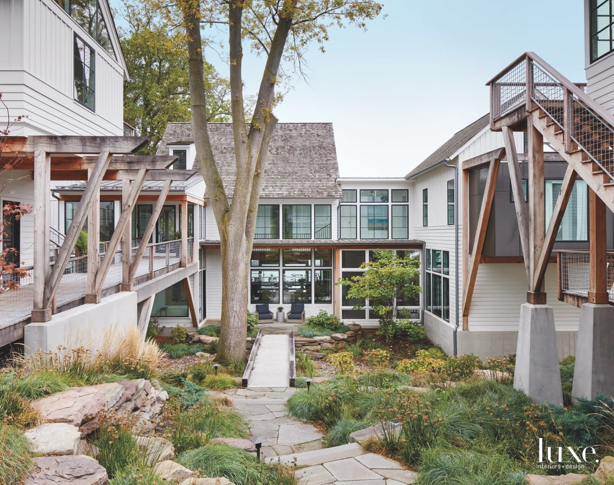 exterior and landscape of this lake cottage