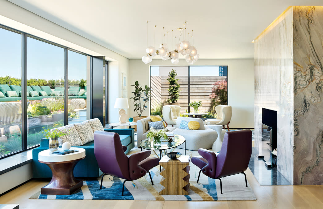 Photo inspiration: Upcycled Lighting For Penthouse Dining Spaces Reference: A Manhattan Penthouse Offers Light Space Gardens