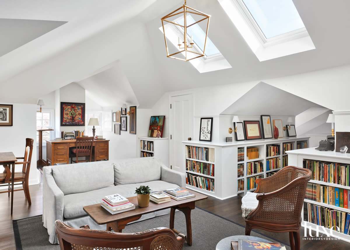 A library with a seating area.