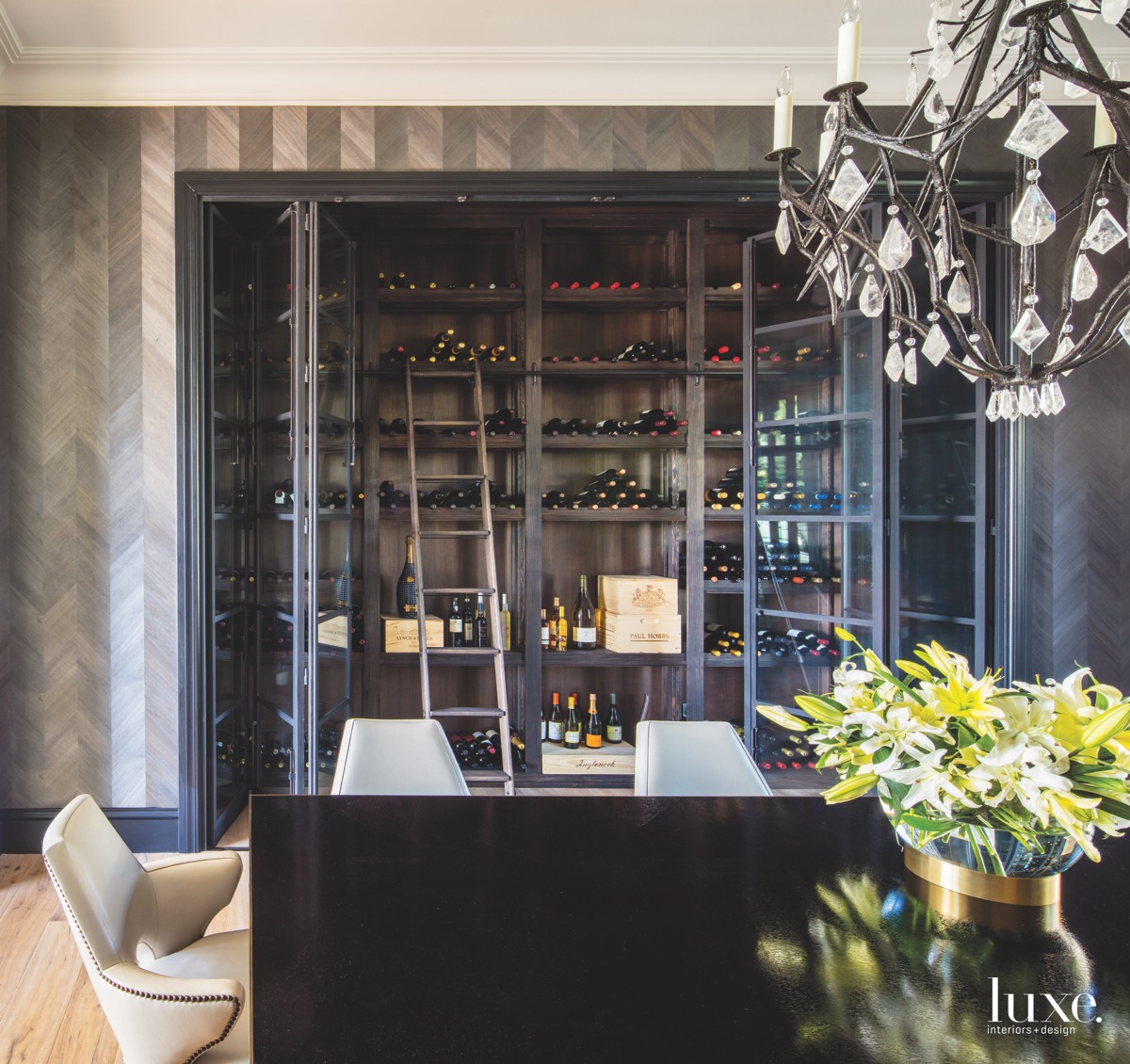 Nods To California Infuse This Silverleaf Abode | Luxe Interiors + Design