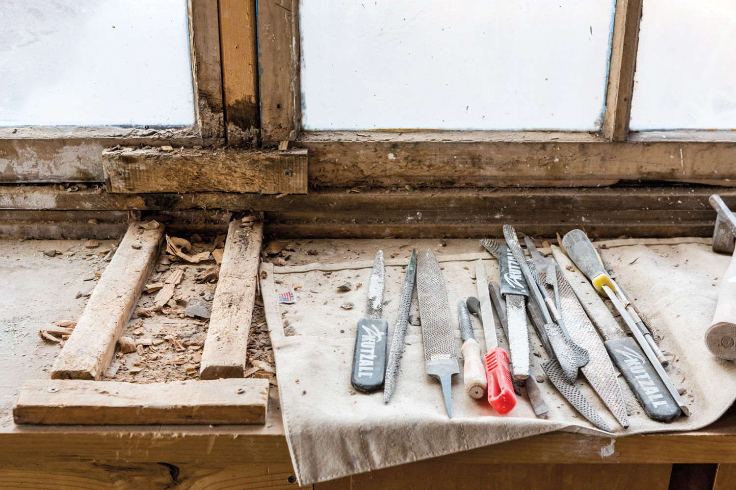 wood chisel tools