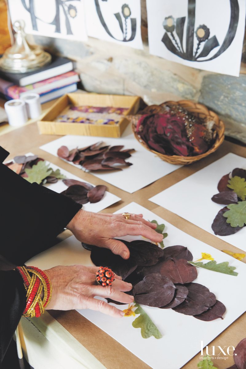 McEvoy sources the natural materials she uses for her hand-pressed floral arrangements on paper from her own backyard and beyond.