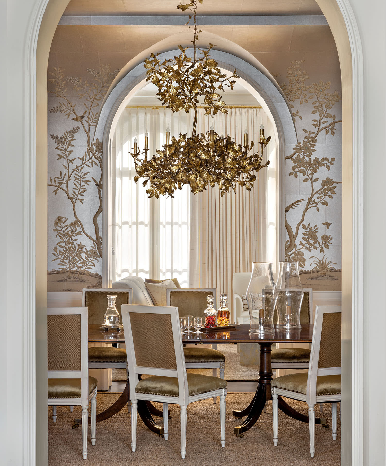 dining room wrapped in Gracie’s Sepia Garden wallpaper