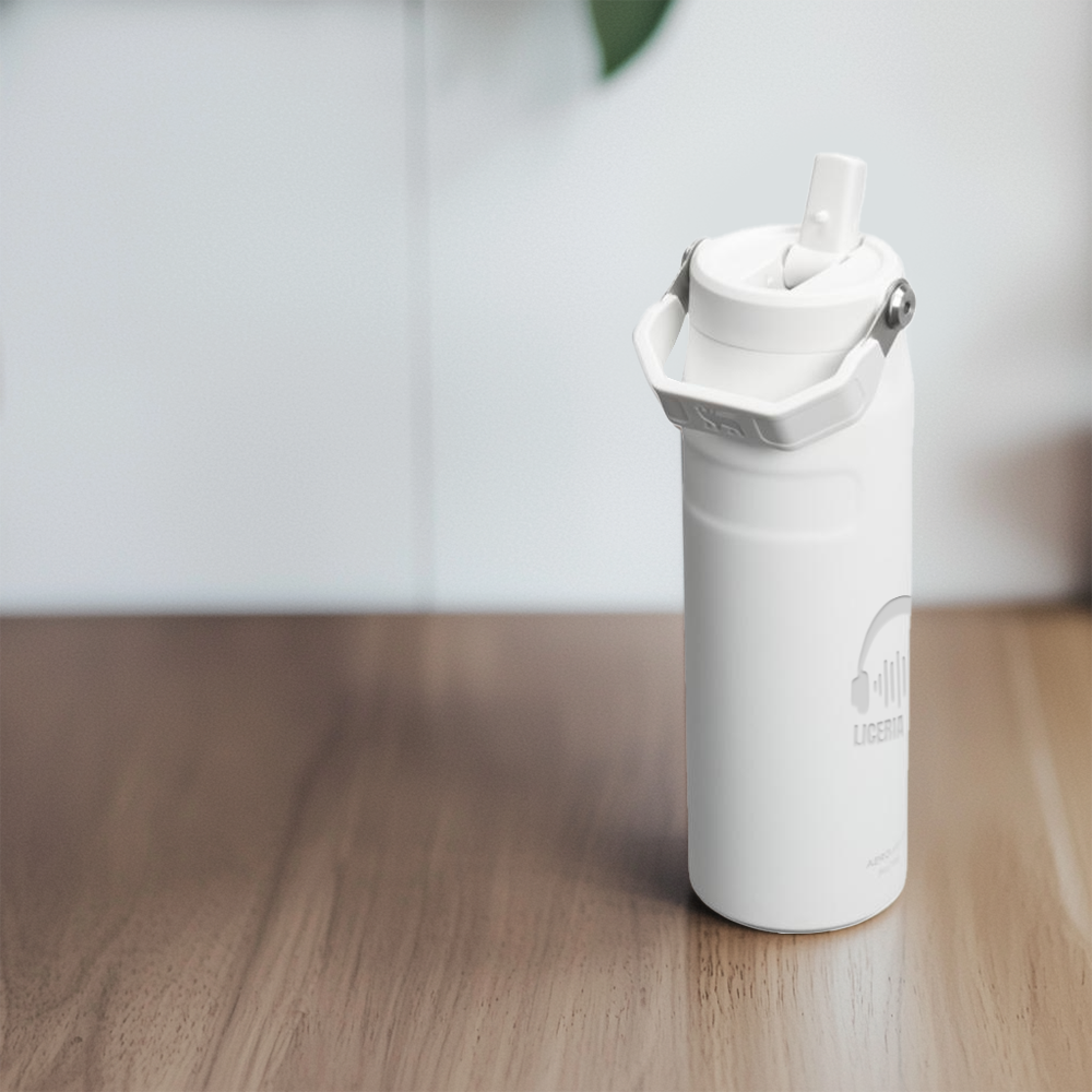 stanleyiceflow20700mlwaterbottlewithflipstraw setting1
