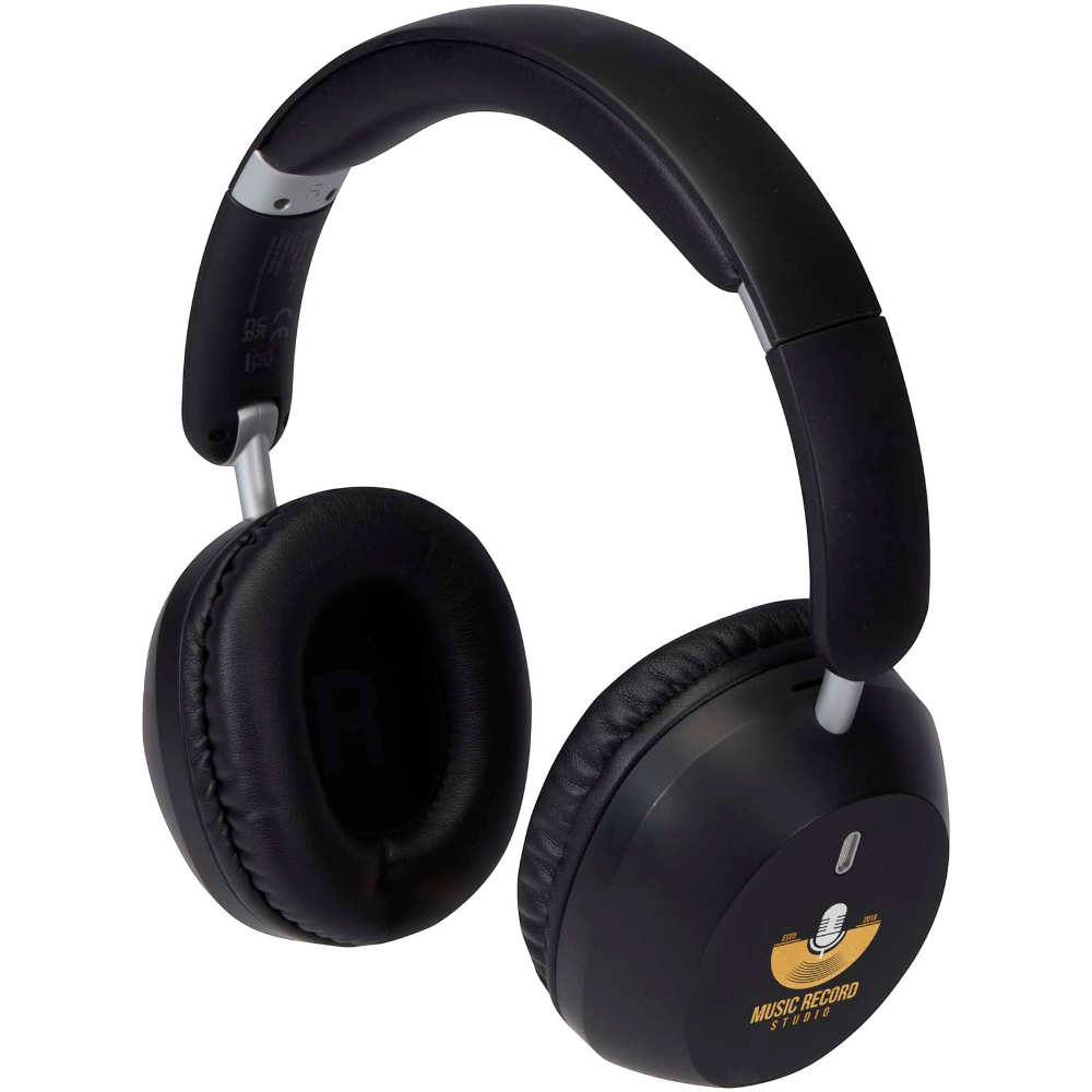 PDP - hoggarrecycledplasticheadphone square original background
