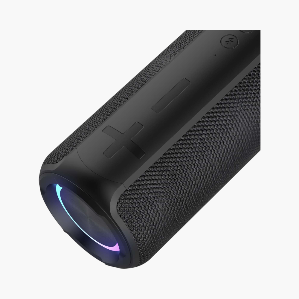 PDP - prixtonechoboxspeaker square #F8F8F8 background