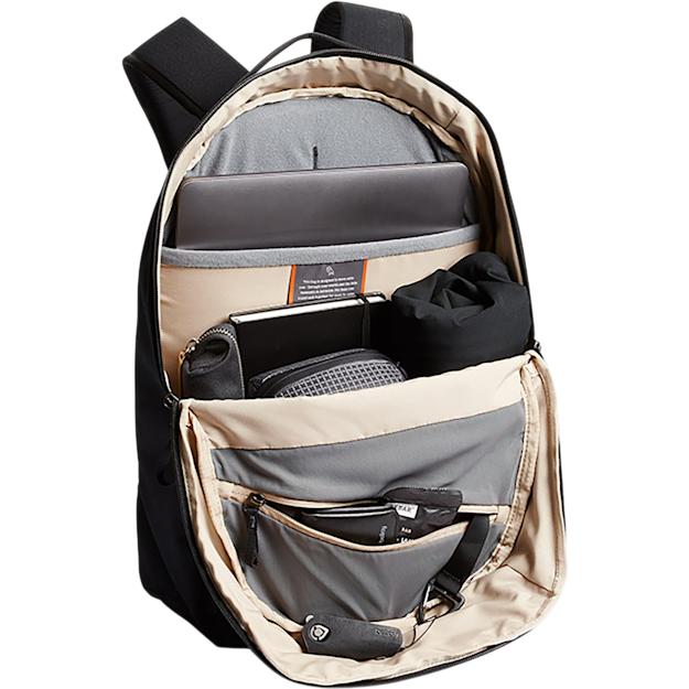 PDP - bellroyvia16computerbackpack square #00000000 background