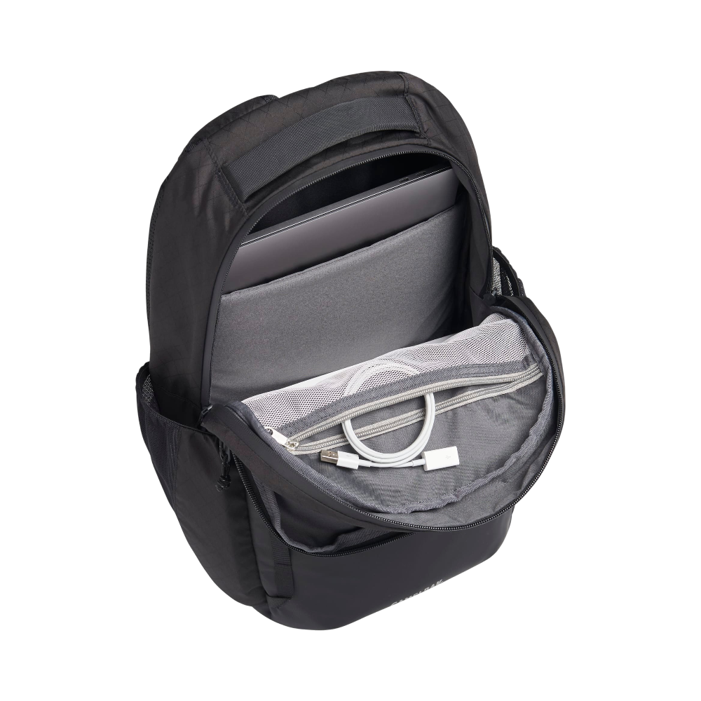 PDP - camelbakden15laptopbackpack square #00000000 background