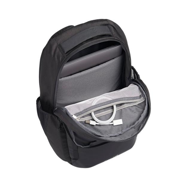 PDP - camelbakden15laptopbackpack square #00000000 background