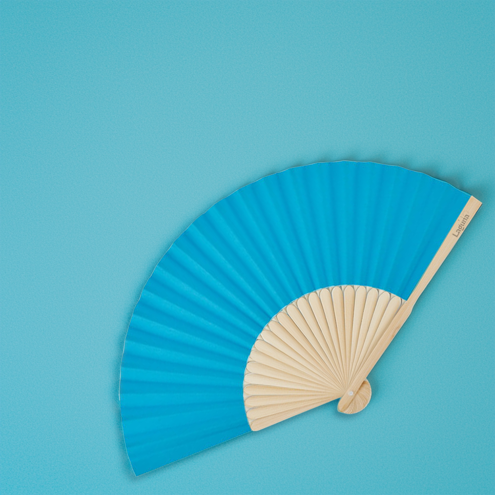 papermanuelhandfan setting1