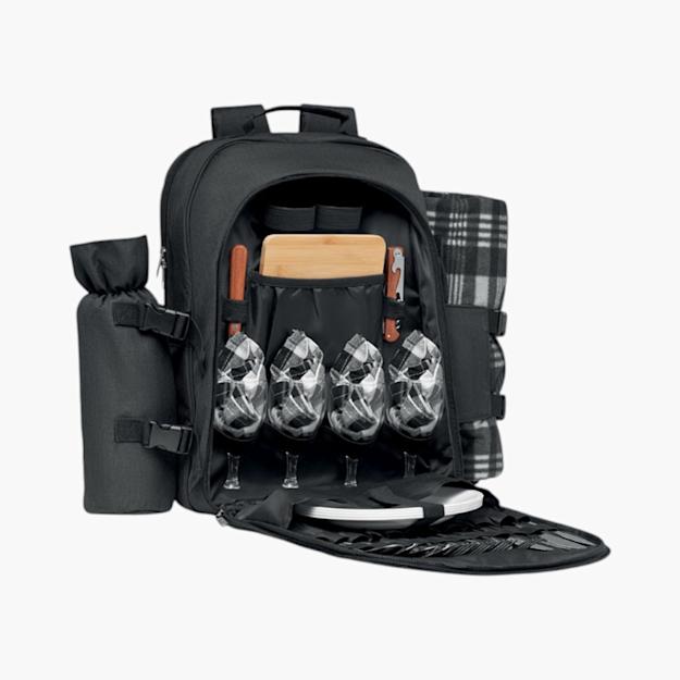 PDP - duin4personpicnicbackpack square #F8F8F8 background