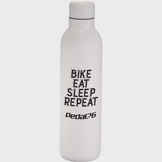 PDP - thorcoppervacuuminsulatedbottle17oz square grey background
