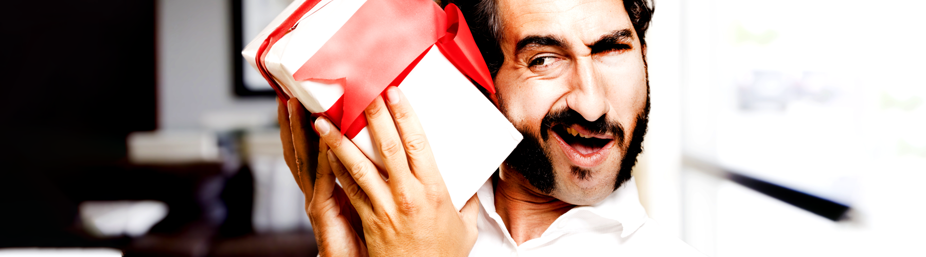 Top 9 Laughably Awful Corporate Gifts Employees Actually Received