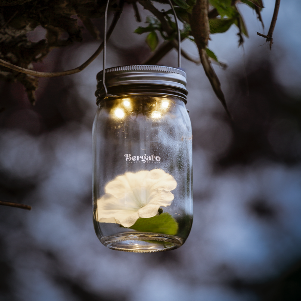 SunJar Solar Garden Light pdp