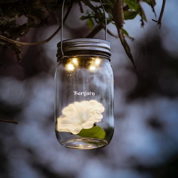 SunJar Solar Garden Light pdp