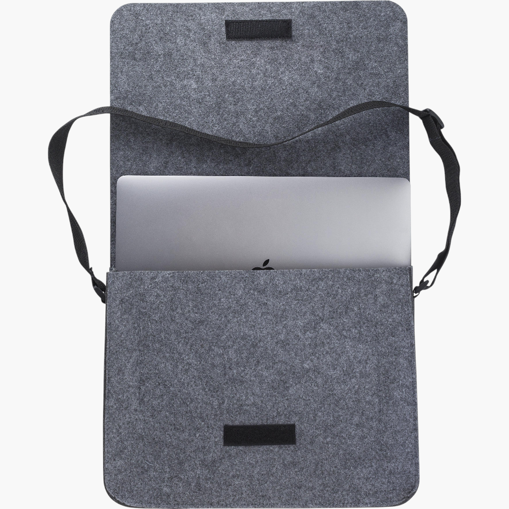 PDP - rpetfeltlaptopbaglayla square #F8F8F8 background