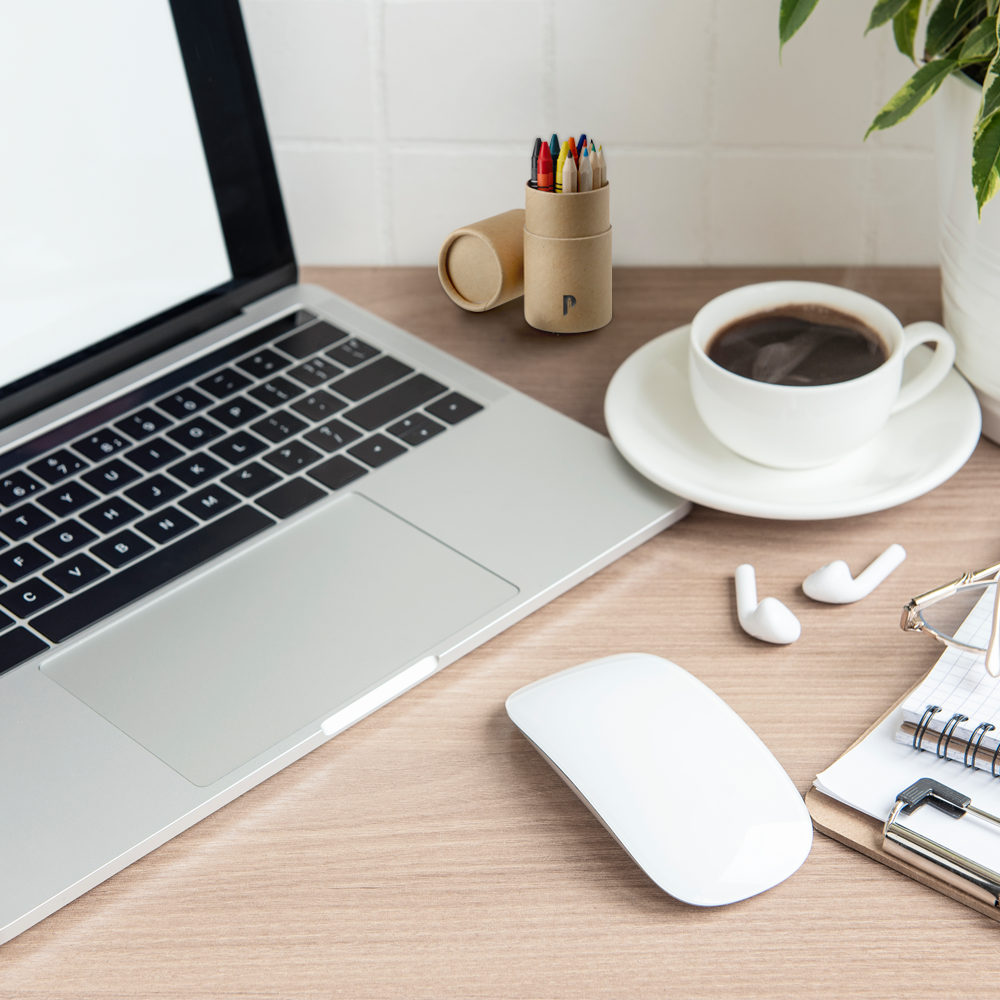 209. colourjoycrayons Photo