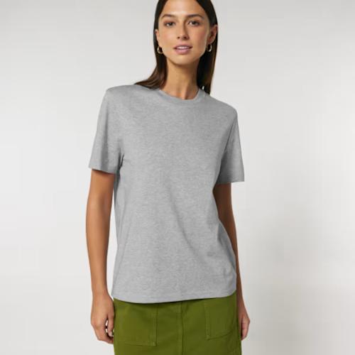 Female model in heather grey Stanley/Stella Creator 2.0 cotton t-shirt, front view