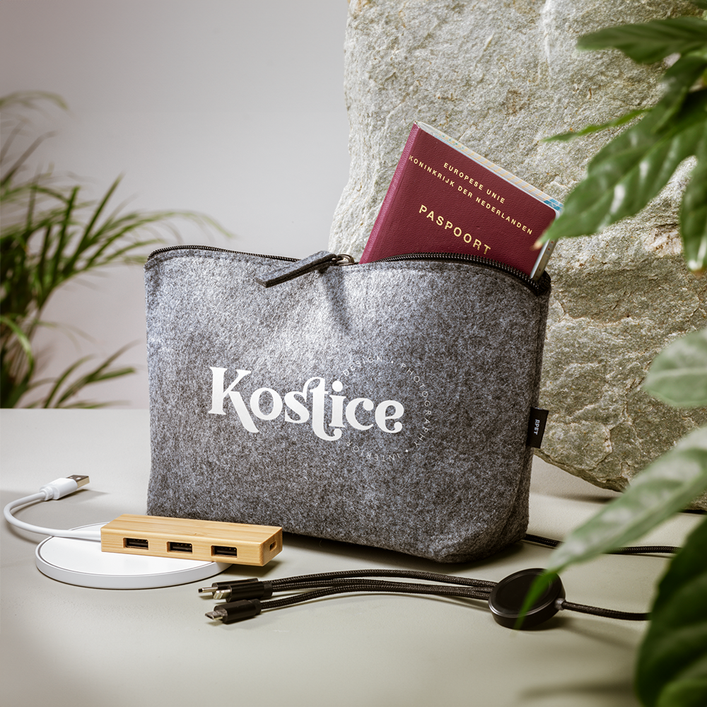 grsrpetfelttoiletrybag setting 1