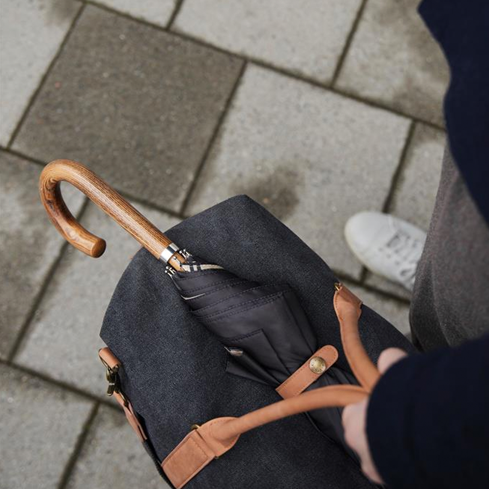 95. VINGA Bosler AWARE™ recycled pet 23 umbrella Photo 2
