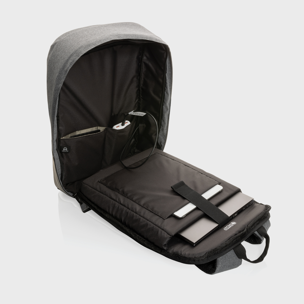 Swiss Peak AWARE™ RFID anti-theft 15-- laptop backpack PDP Copy 2