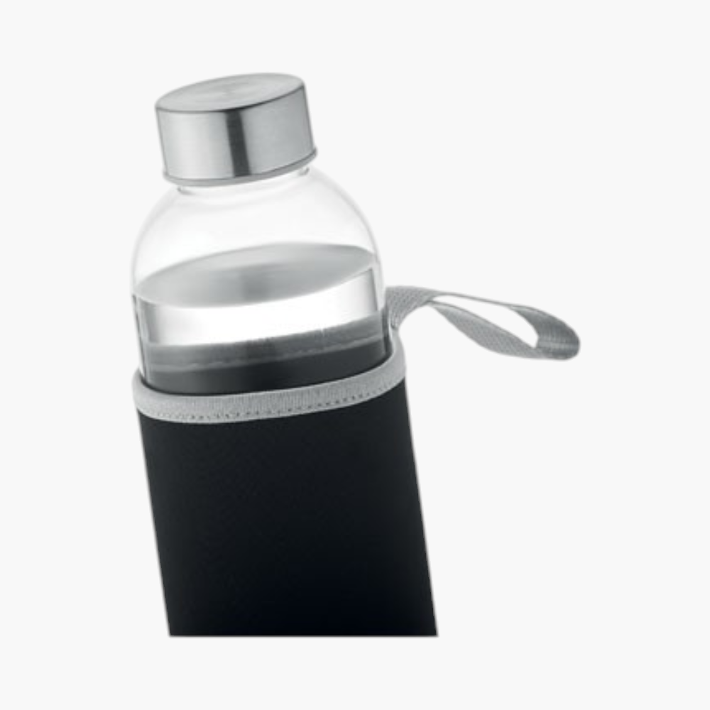 PDP - utahlargeglassbottleinpouch750ml square #F8F8F8 background