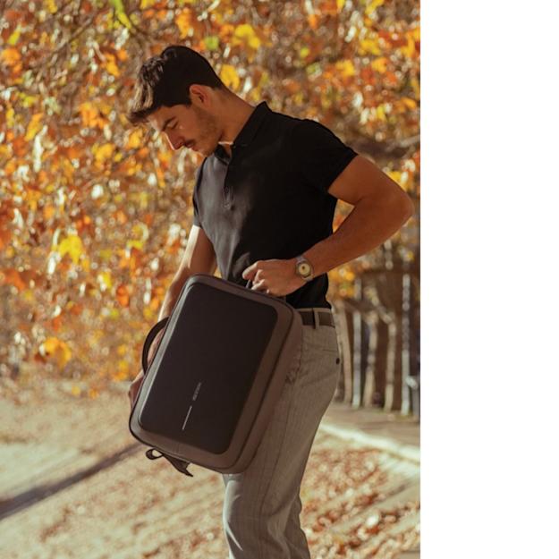 PDP - bobbybizz20antitheftbackpackbriefcase square original background