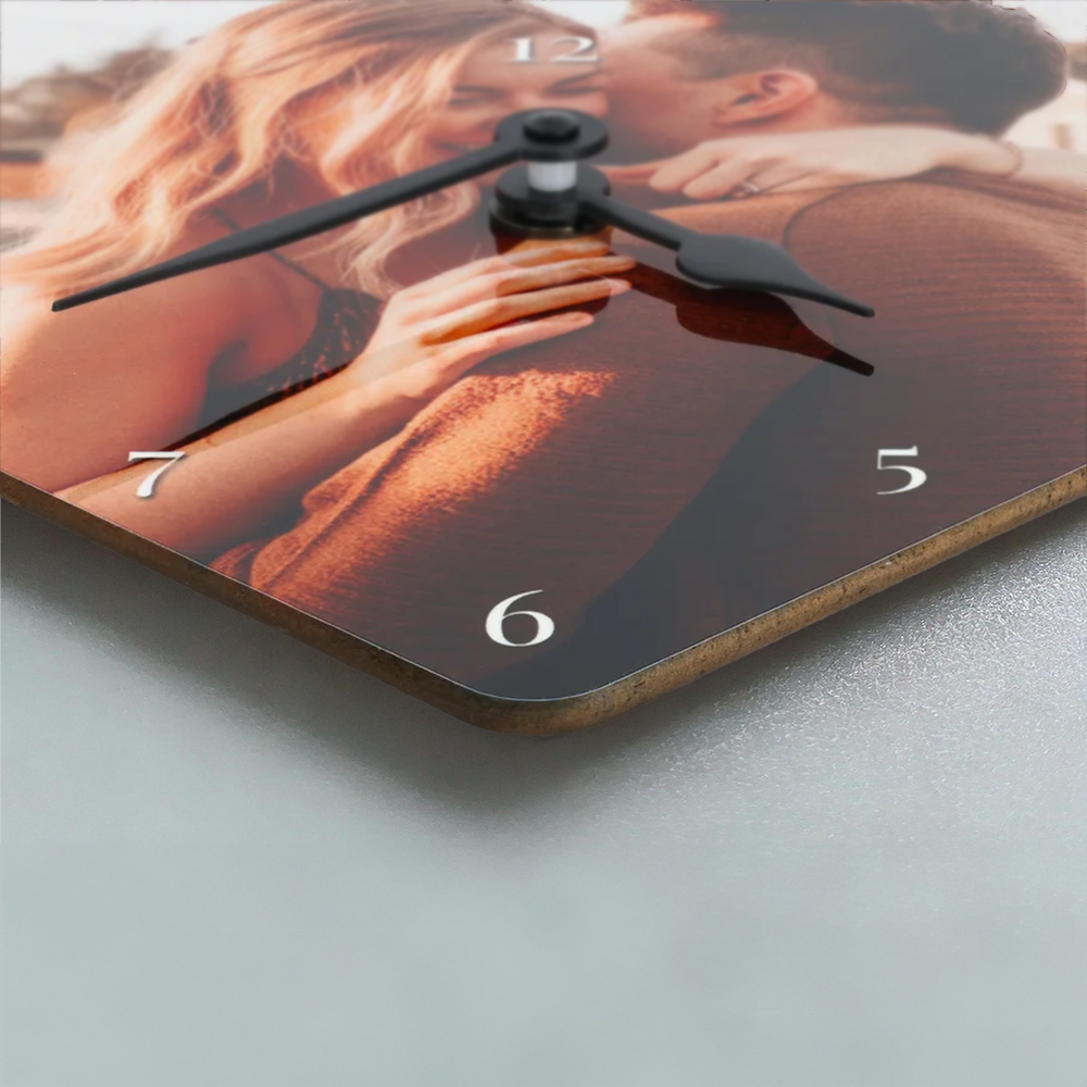 photohardboardclockheart setting2