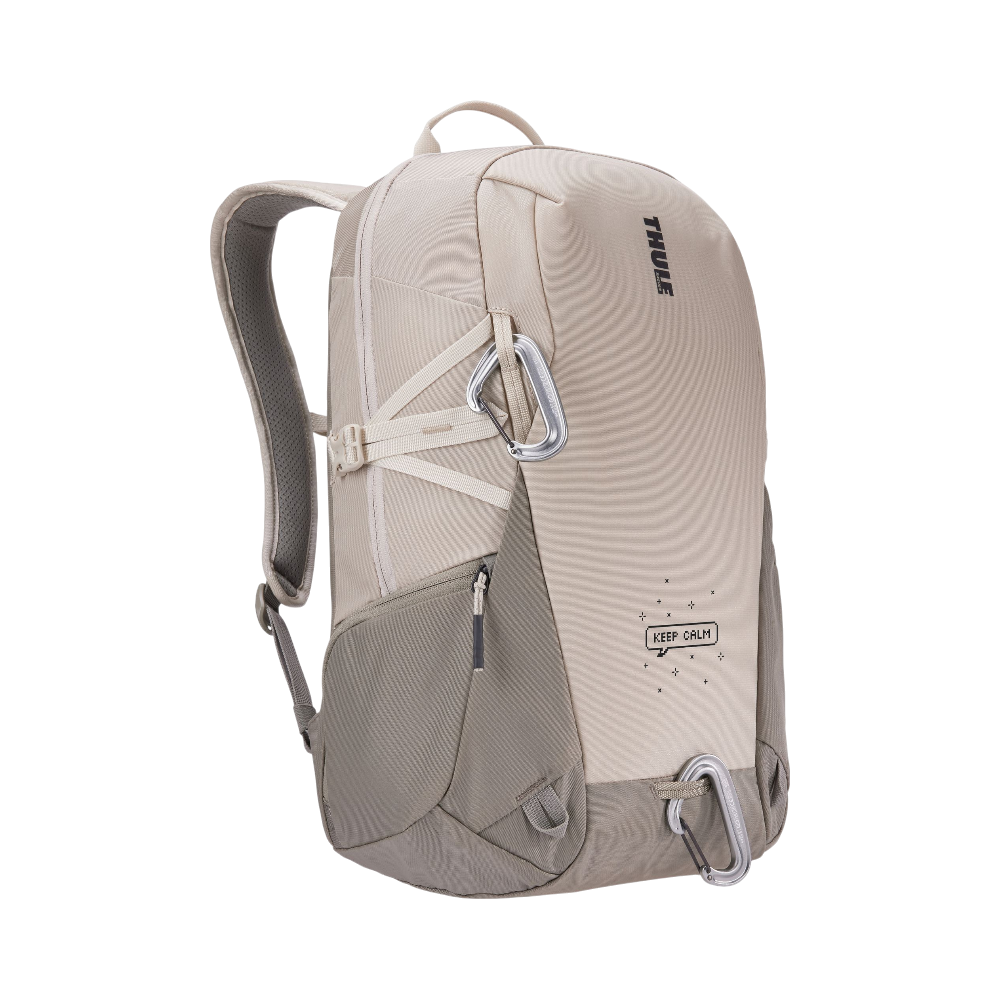 PDP - thuleenroutebackpack21l square #00000000 background