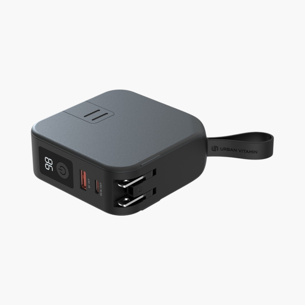 PDP - urbanvitaminsaratoga5in1universalcharger square #F8F8F8 background