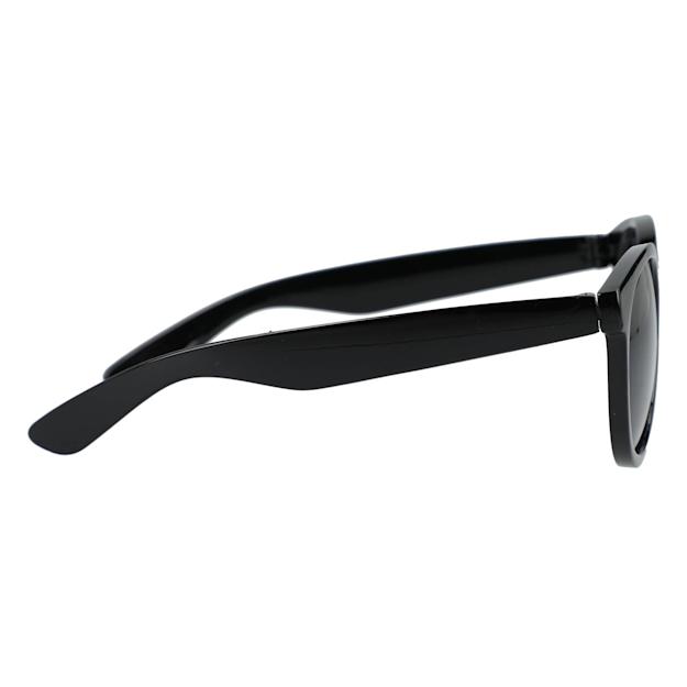 Attribute - Color - Black (rhodrirecycledroundsunglasse.color.black)