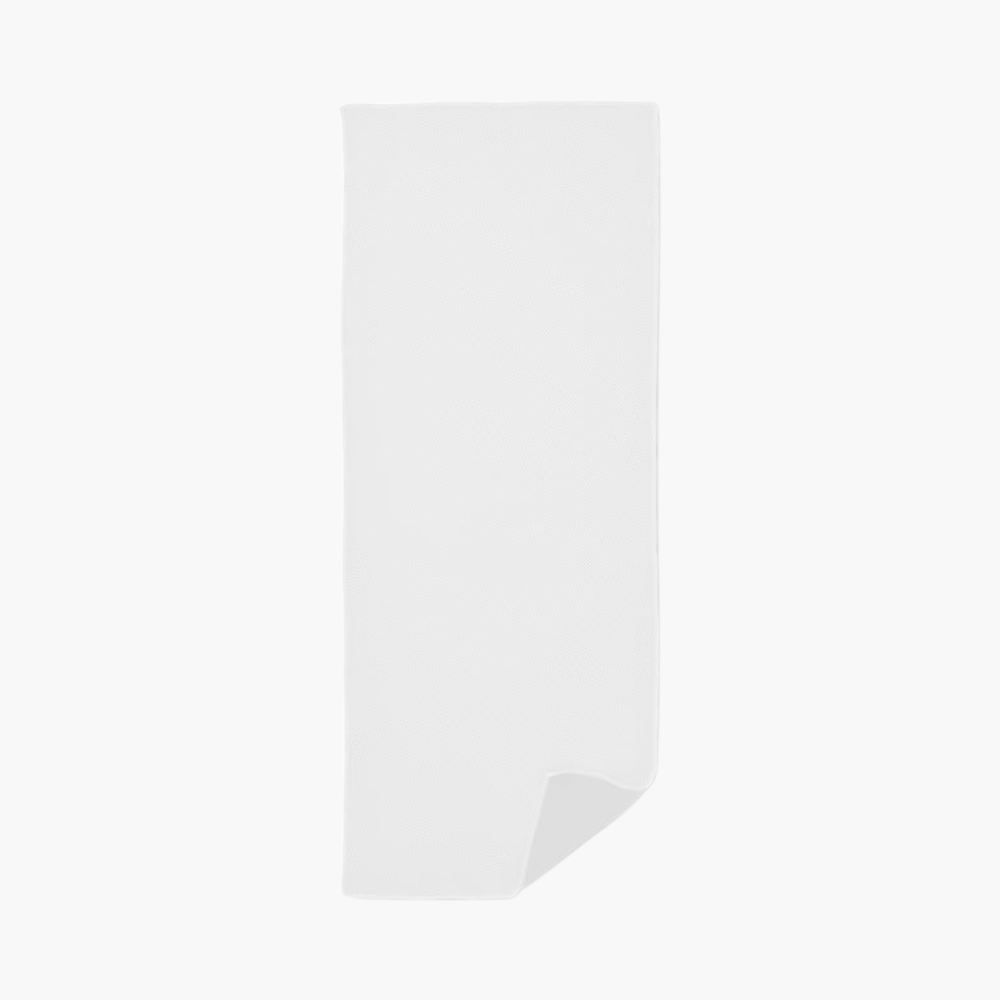 PDP - taorusportstowel square #F8F8F8 background