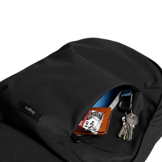 PDP - bellroyclassic16computerbackpack square #00000000 background